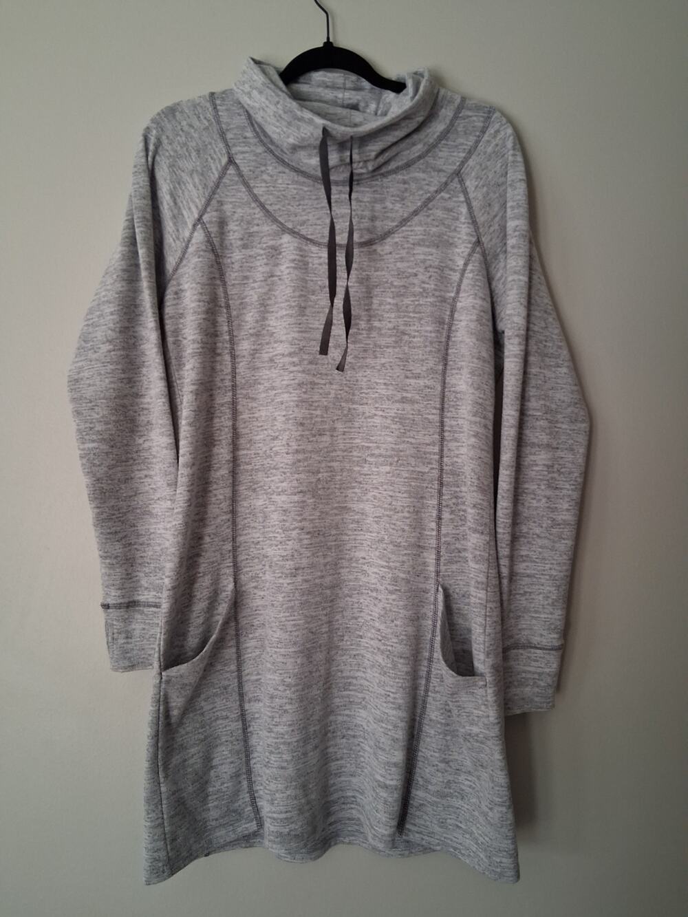 KÜHL Léa Cowl Neck Sweater Dress Heather Ash Gray Large (L).